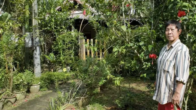 Sng Mui Hong telah tinggal di kampung itu sebelum Singapura merdeka.