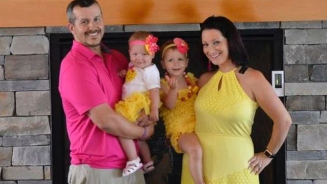 أمريكي يقتل زوجته وبناته