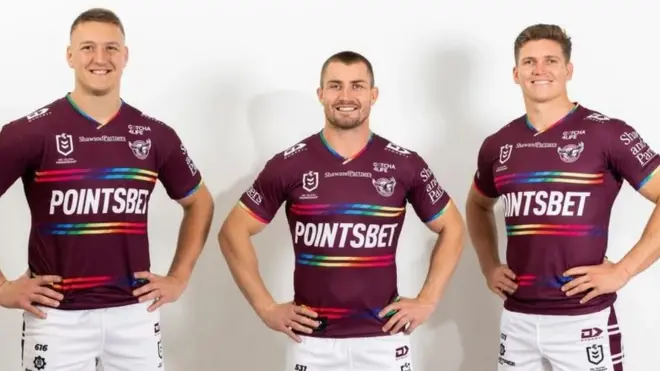 Выход на поле в футболках с символикой ЛГБТ должен был стать первой такой акции в истории австралийской лики регби