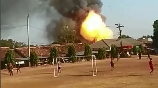 Rekaman video amatir menangkap insiden ledakan di Mako Brimob Semarang, Jawa Tengah, Sabtu (14/09)
