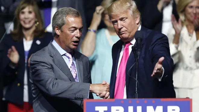 Nigel Farage hadir dalam beberapa kampanye Trump untuk menyatakan dukungannya.