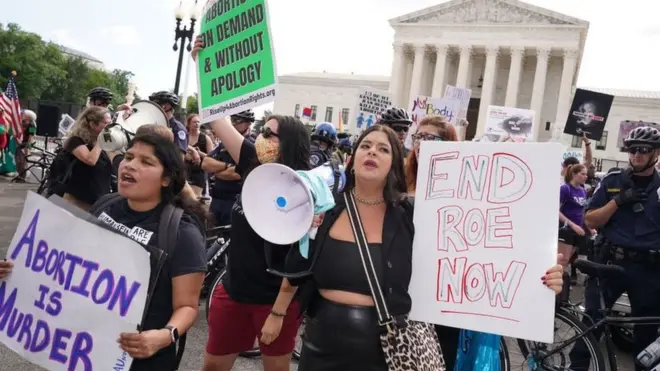 有關女性墮胎權的爭論令美國兩極分化，最高法院的這一裁決很難平息這種撕裂