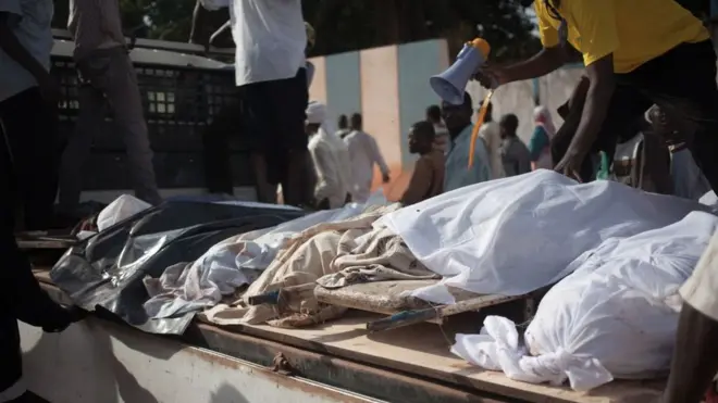 У ЦАР демонстранти винесли з моргу та використали на акції протесту тіла загиблих