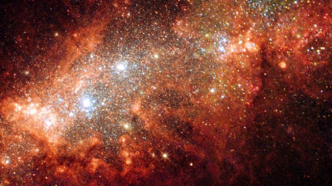 ดาราจักร NGC 1569 ซึ่งอยู่ห่างจากโลก 11 ล้านปีแสง ให้กำเนิดดาวฤกษ์ที่ส่องแสงสุกสว่างจำนวนมหาศาล