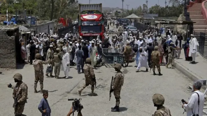 منطقه مرزی تورخم مهمترین مرز میان افغانستان و پاکستان است