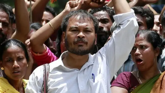 सीएए का विरोध करने वाले आरटीआई कार्यकर्ता अखिल गोगोई लंबे समय से क्यों है जेल में बंद?