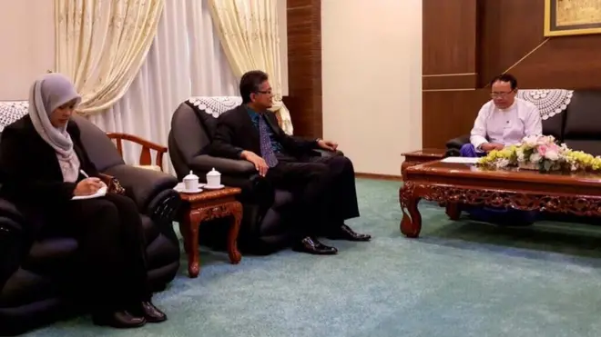 နိုင်ငံခြားရေး ဝန်ကြီးဌာန ဒု၀န်ကြီး ဦးကျော်တင်က မလေးရှား သံအမတ်ကို ဆင့်ခေါ်တွေ့ဆုံစဉ်