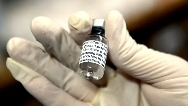 कांच की शीशियों और उन्हें ठंडा रखने के लिए फ्रीज़रों की ज़रूरत पड़ेगी