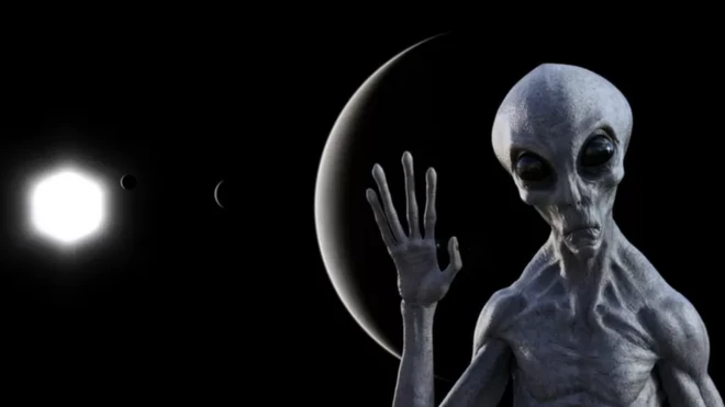 รูปเอเลียนทักทาย