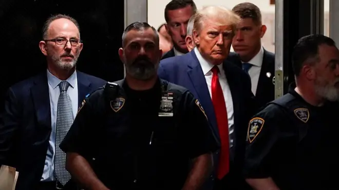 Суд над Трампом: что сказал прокурор и сам экс-президент США