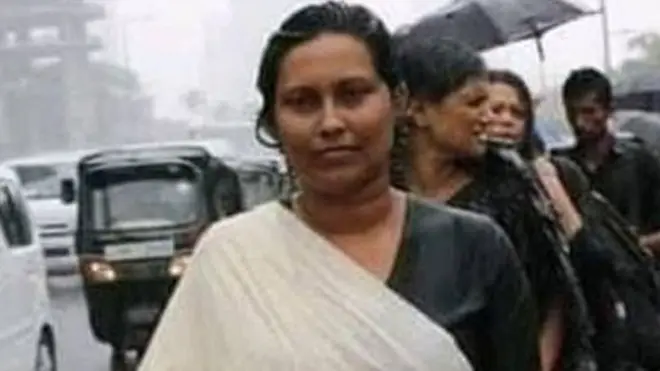 වීදි බට කාන්තාවෝ