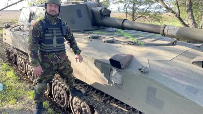 Stus, comandante de los artilleros, dice que las tropas "no deberían subestimar a nuestro enemigo".