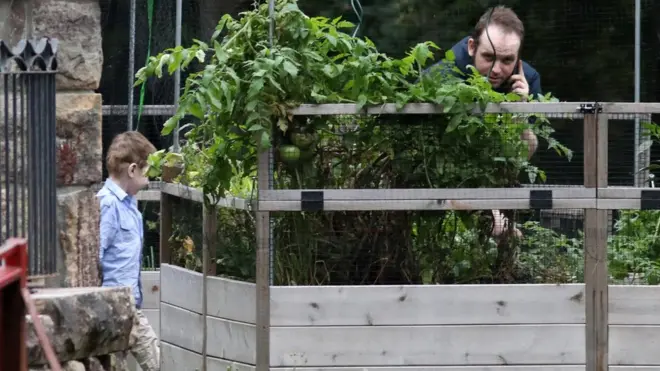 کینیڈین شہری جوشوا بوئل سنیچر کو کینیڈا میں اپنے گھر واپس پہنچے تھے