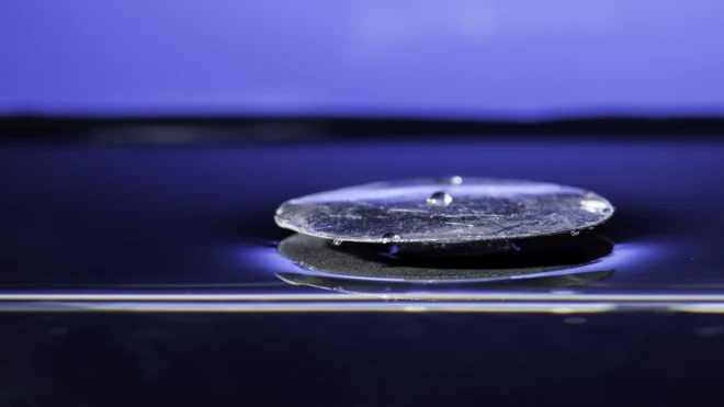 Плавучий металл