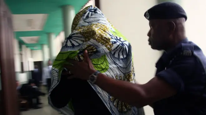 Tori be say young girls dey carry belle any how for Ghana