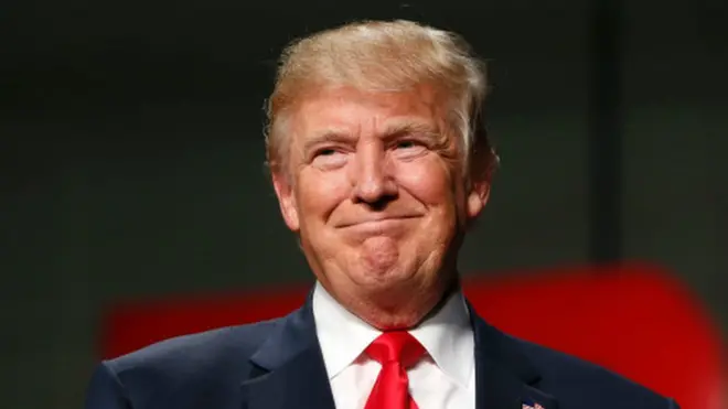 ධවල මන්දිරය නිකුත් කරන ලද නිවේදනයක සඳහන් වුනේ සැලි යේට්ස් ඇමරිකාවේ හිටපු නීතිපතිවරිය අධිකරණ දෙපාර්තමේන්තුවට 'ද්රෝහී' වී ඇති බවය.