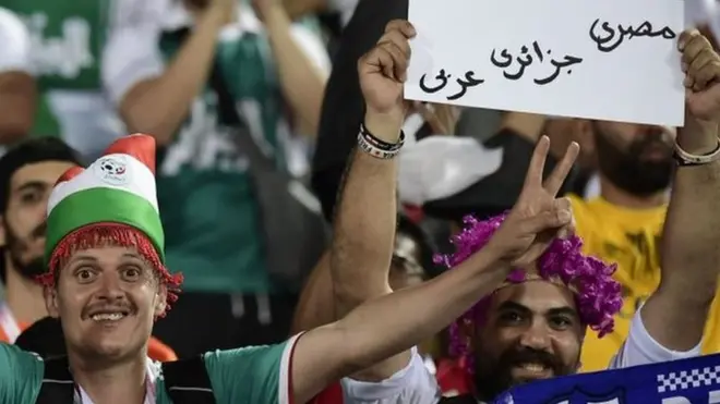أسباب تشجيع المصريين لمنتخب الجزائر