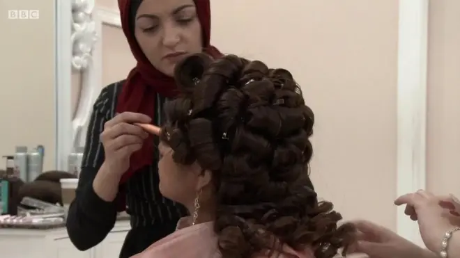 حجابی بیوٹی سیلون