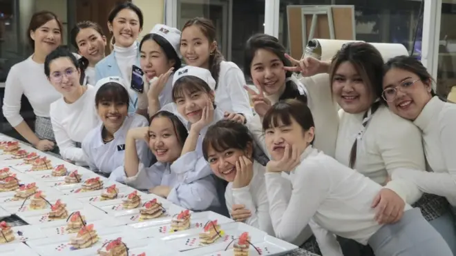 บรรยากาศการฝึกปฏิบัติของนักศึกษาหลักสูตรสาขาวิชาการจัดการโรงแรม