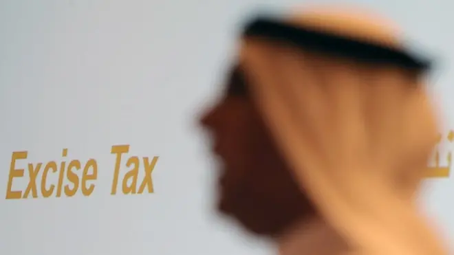 امارات متحده عربی هم همچون سایر کشورهای نفتی خاورمیانه با سقوط بهای جهانی نفت و کسری بودجه جدی روبرو است