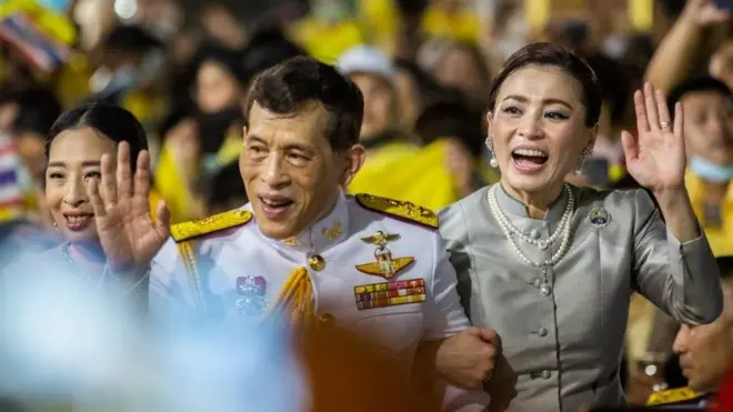 ในหลวง พระราชินี