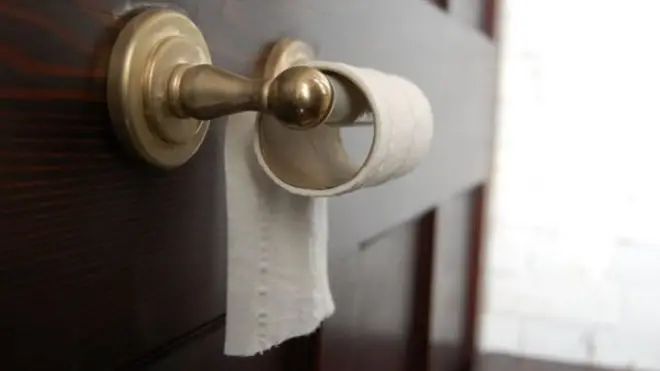 Багато дітей соромляться ходити до шкільного туалету, чи може їм допомогти музика?