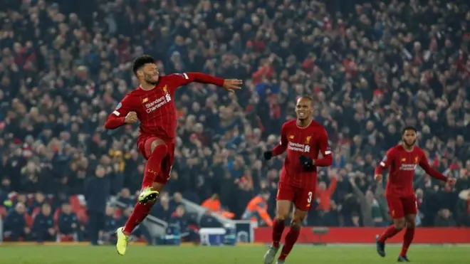 أليكس أوكسليد تشامبرلين سجل هدف الفوز لفريق ليفربول