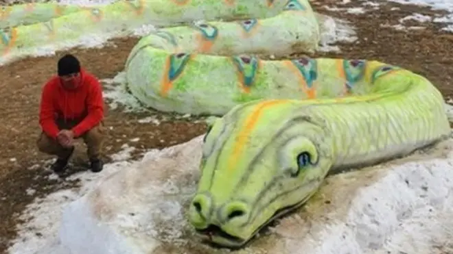 बर्फ का सांप