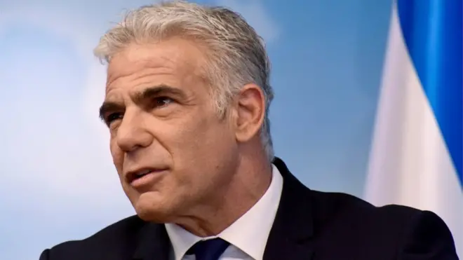 وزير الخارجية الإسرائيلي، يائير لابيد، "لا توجد عطلة تستحق حياتك"