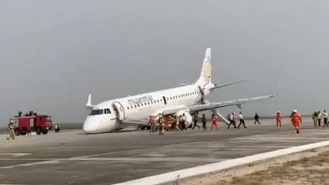 አብራሪው አውሮፕላኑን በሠላም በማሳረፉ አድናቆት ተችሮታል።