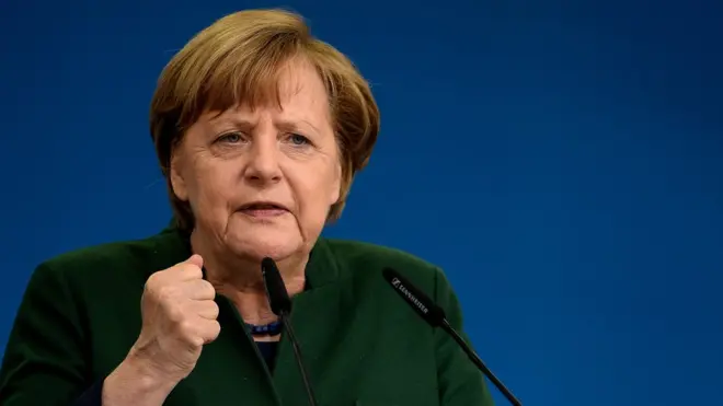 ميركل تقول إن ألمانيا "تدرس خيارات بديلة" لنشر قواتها خارج تركيا من بينها الأردن