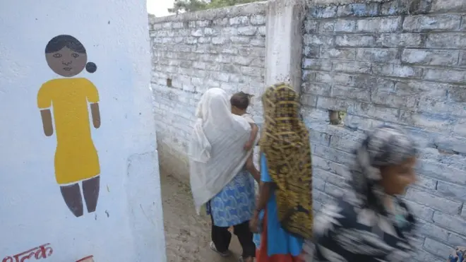 800 orang mendatangi fasilitas Shri setiap hari.