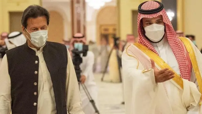 इमरान ख़ान और मोहम्मद बिन सलमान
