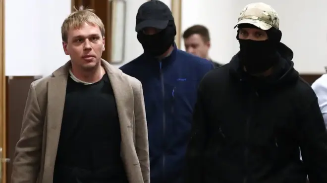 Журналист Иван Голунов проходит потерпевшим по делу