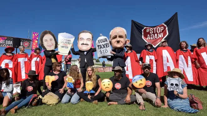 अ़़डानी