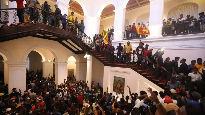 Protesters inside the president's official residence during the anti government protest in Colombo, Sri Lanka, 09 July 2022.
