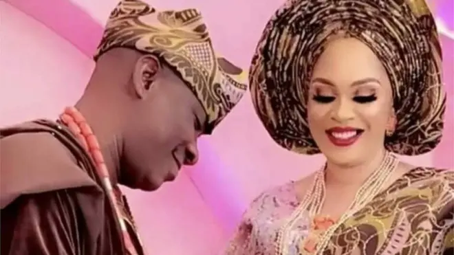 Kwam 1 ati iyawo rẹ