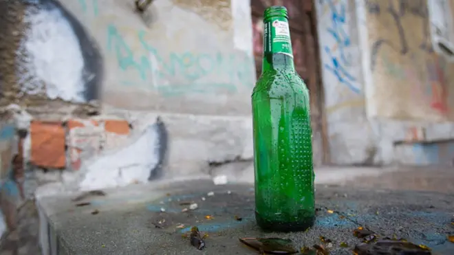 Wọ́n ti olólùfẹ́ eléré bọ́ọ̀lù ọmọ Nàìjíríà jábọ́ látorí ilé alájà méjì