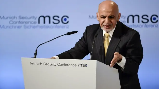افغان صدر اشرف غنی نے میونخ میں جاری 53 ویں سکیورٹی کانفرنس میں افغانستان میں جاری جنگ کے حوالے سے بات کی