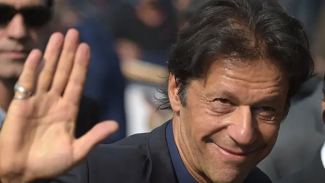 حامد خان 20 سال سے ہمارے ساتھی ہیں اور میں ان کی عزت کرتا ہوں: عمران خان