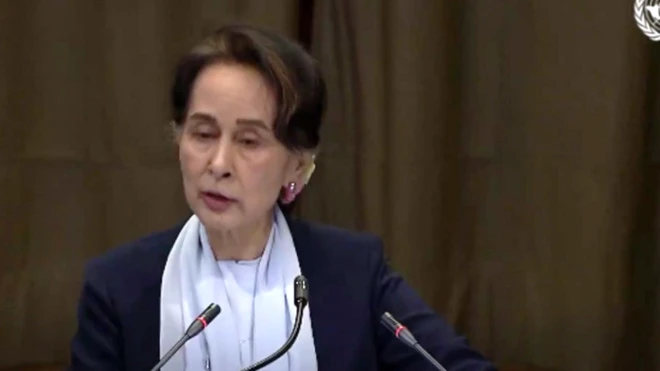 ၂၀၀၈ အခြေခံဥပဒေ ပုဒ်မ ၂၀ ခ မှာ ဖော်ပြထားတဲ့ တပ်မတော်သည် တပ်ပိုင်းဆိုင်ရာကိစ္စများကို လွတ်လပ်စွာစီမံပိုင်ခွင်ရှိတယ် ဆိုတဲ့ အချက်ကို ကပြောသွား