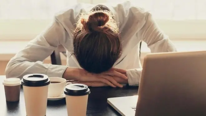 શું સતત કામમાં વ્યસ્ત રહેવું એ એક પ્રકારનું વ્યસન છે?