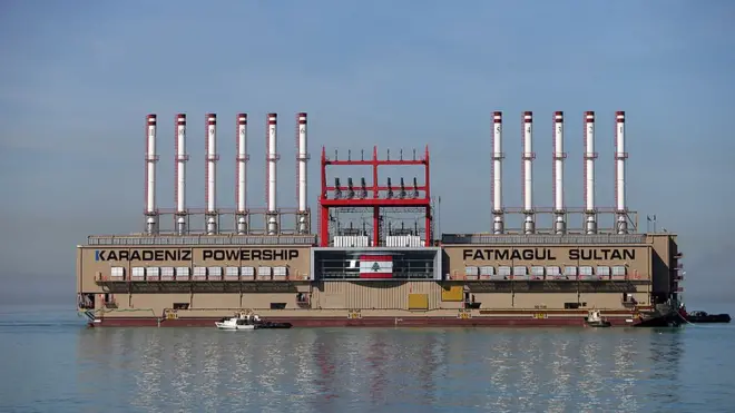 Fatmagül Sultan ve Orhan Bey enerji gemileriyle Lübnan'a elektrik sağlıyordu.