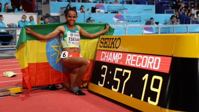 ጉዳፍ ፀጋይ ክብረ ወሰን ባሻሻለችበት ጊዜ 