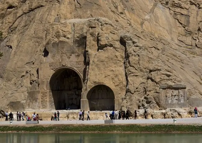 طاق بستان