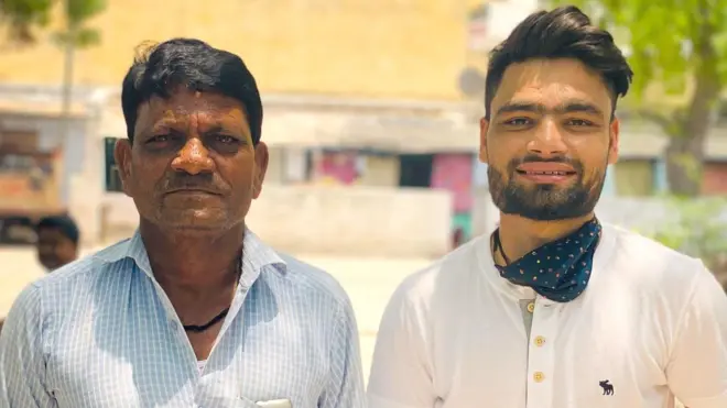 वडिलांसह रिंकू सिंग