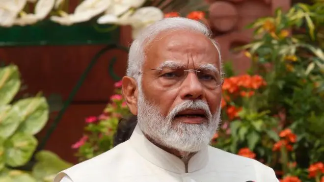 नरेंद्र मोदी