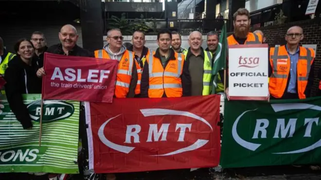 Grevdeki demiryolu işçileri 