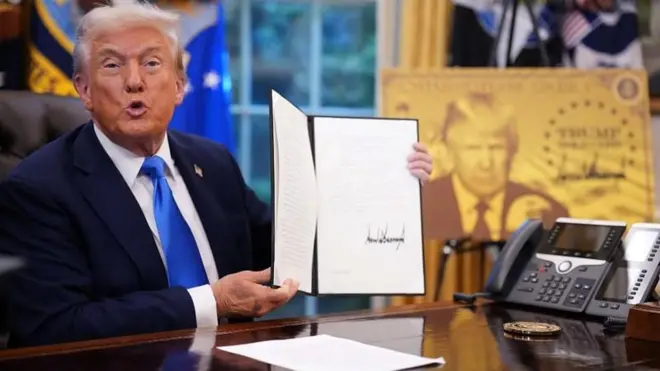 डोनाल्ड ट्रम्प