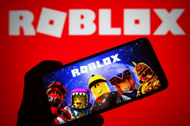 Roblox’u yasaklamak çocuk istismarının önüne geçer mi?